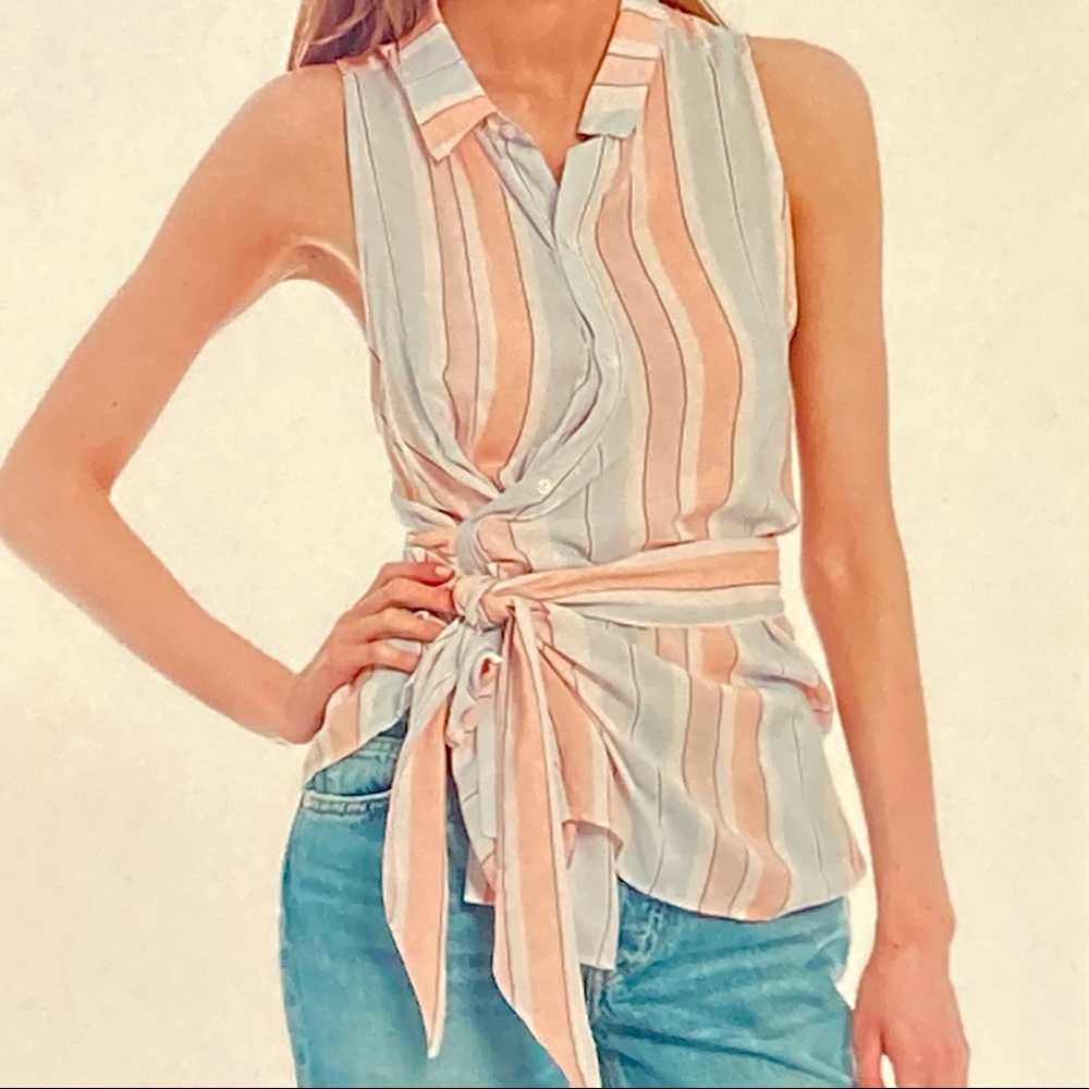 NWT Free People Women's Mackenzie Wrap Button-Up Top Ivory Pastel Large